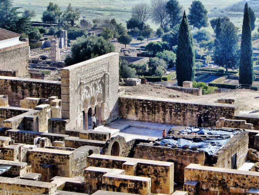 Visitar Córdoba en AVE y conocer medina Azahara