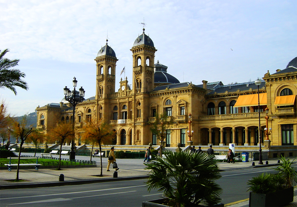 tren a san sebastián