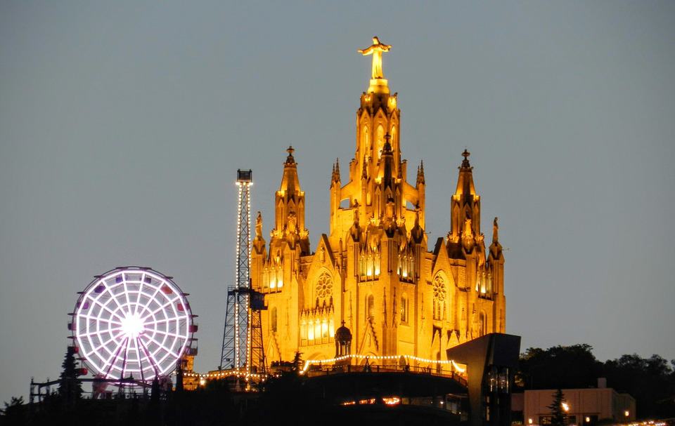 barcelona ave gaudi